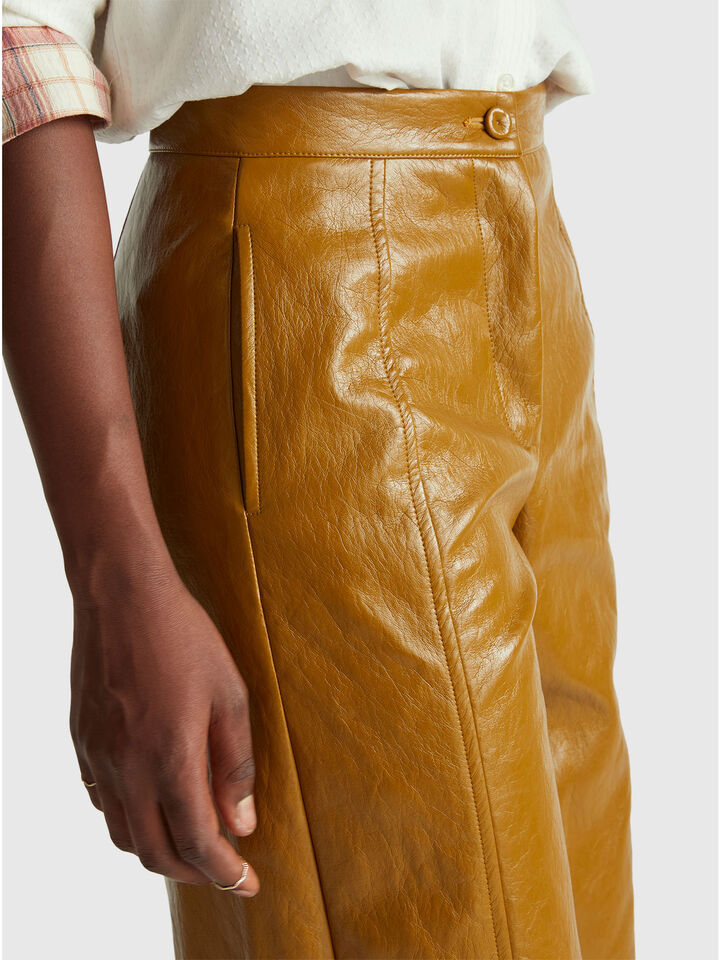 BERMUDA Women image number 4